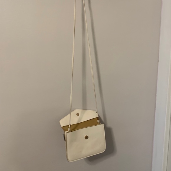 Purse - Picture 4 of 4